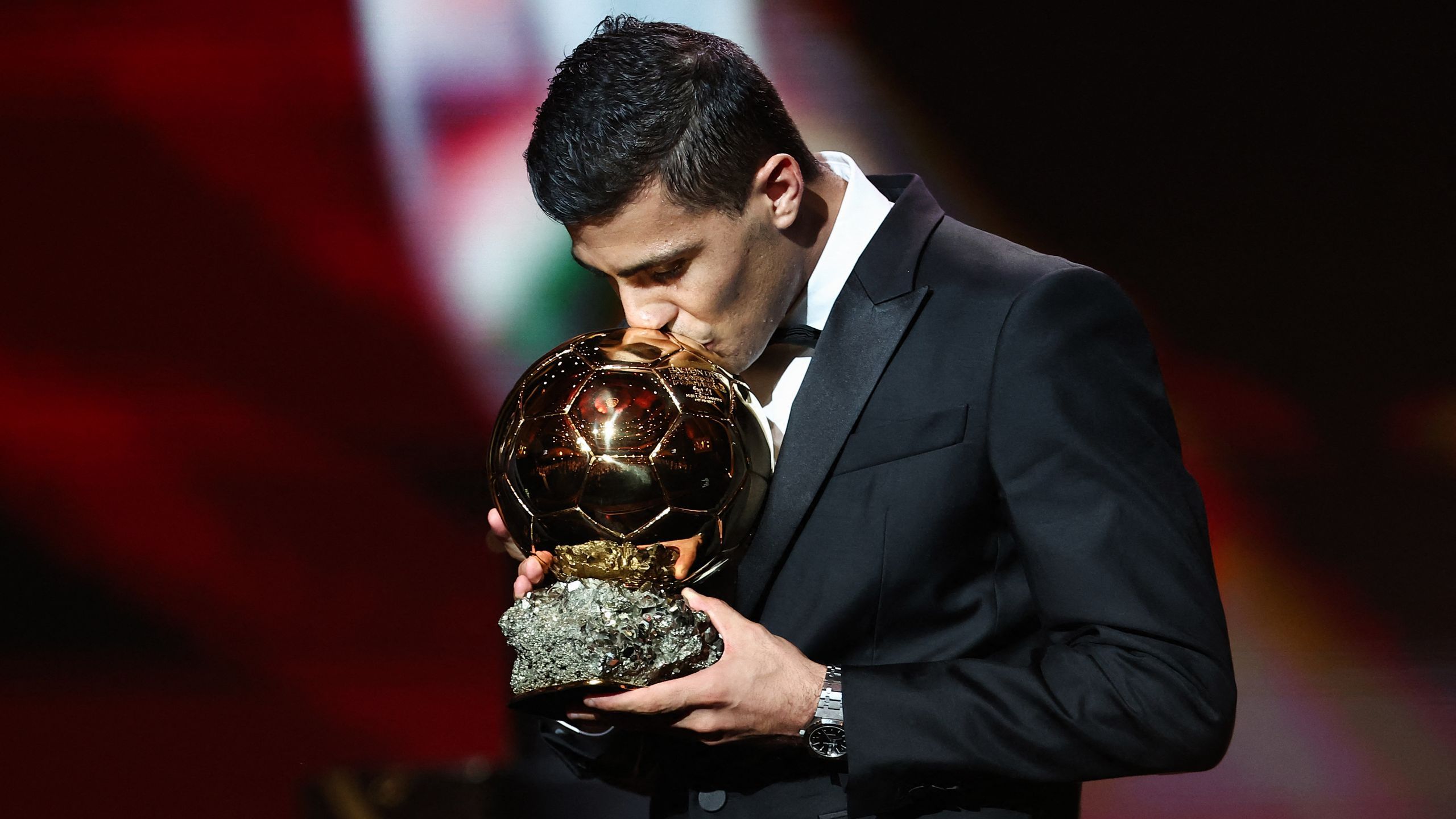 Spaniards Rodri and Bonmatí win the Ballon d'Or | arabtimes