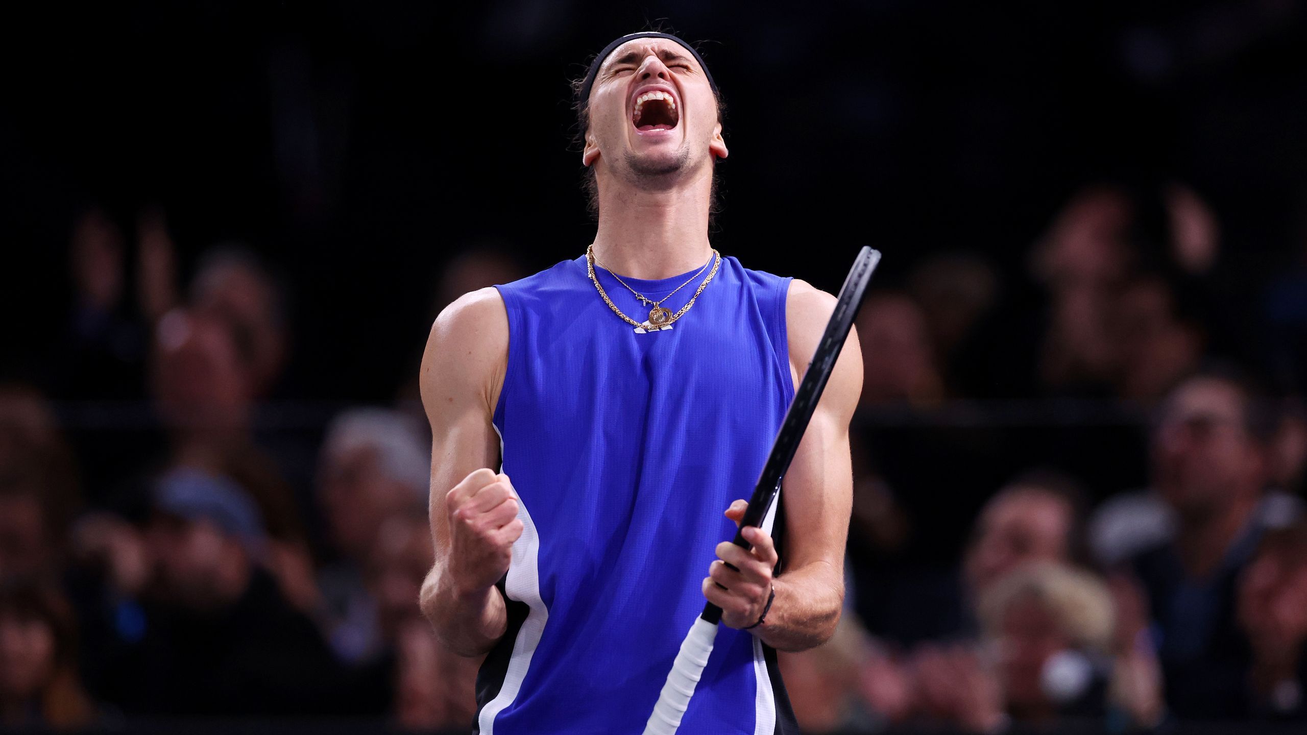 ATP Masters Paris 2024 Alexander Zverev schlägt Holger Rune und