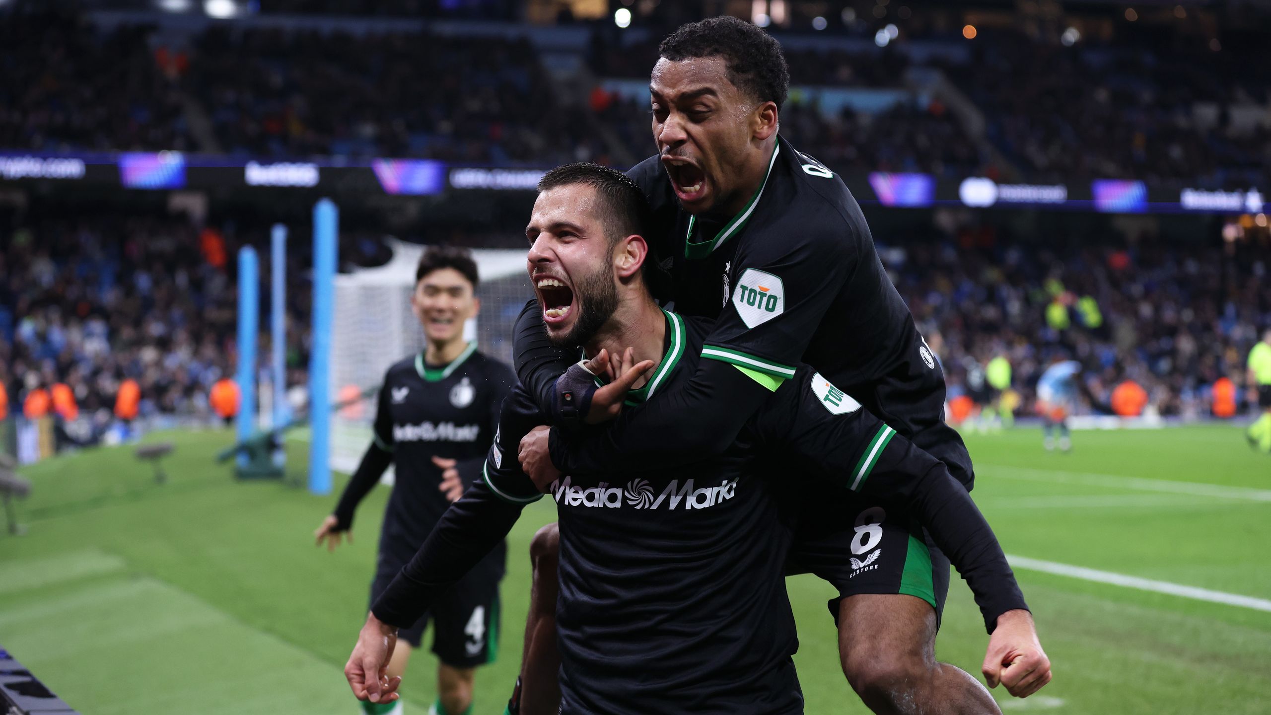 Champions League Feyenoord knokt zich terug in episch duel met City