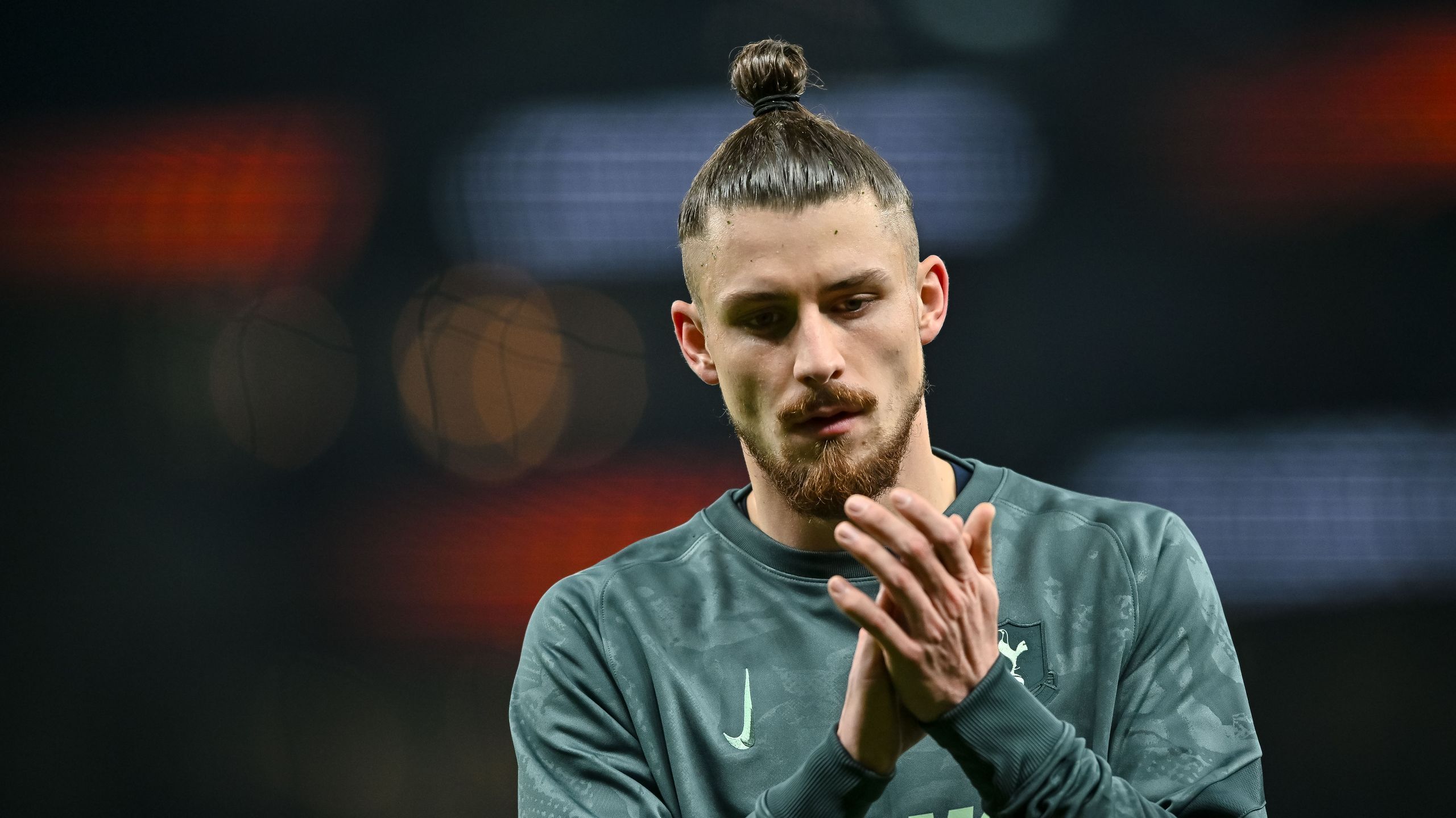 Radu Drăgușin a impresionat în partida din Europa League. Nota primită ...
