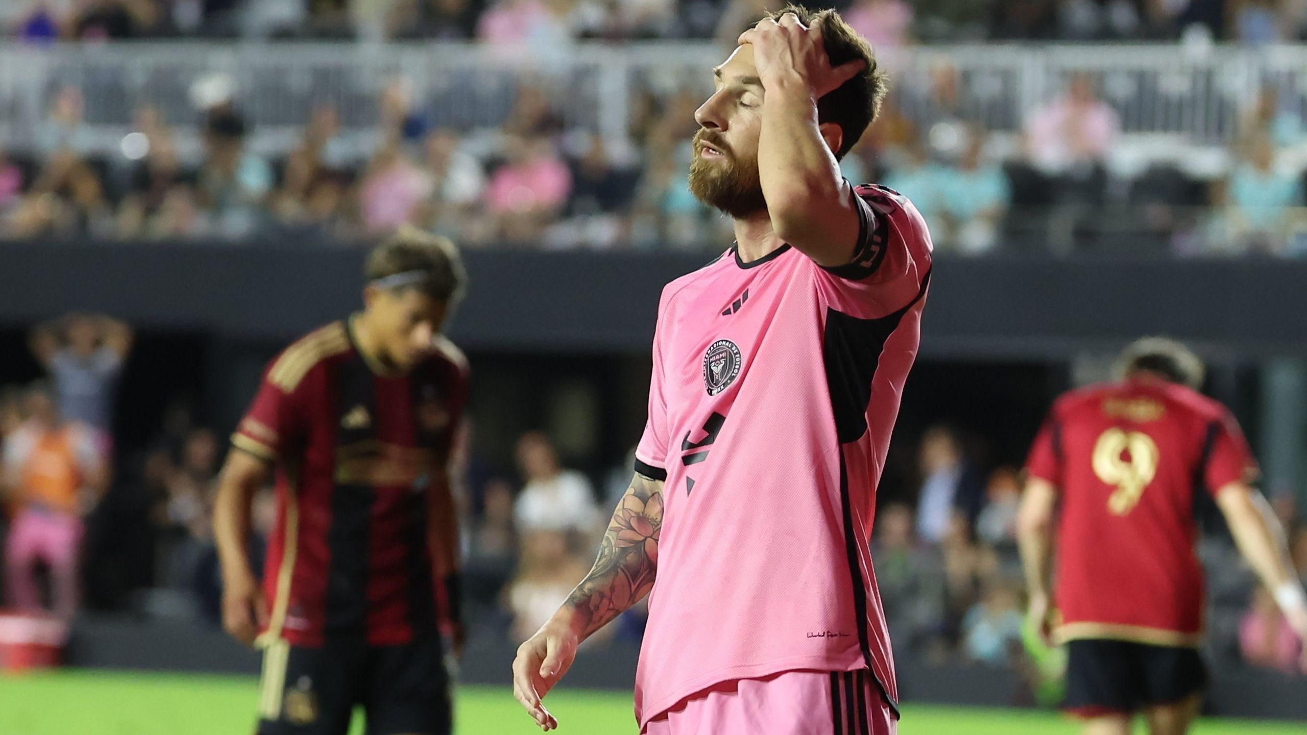 Wybrano drużynę roku FIFPro. Lionel Messi pominięty po raz pierwszy od ...