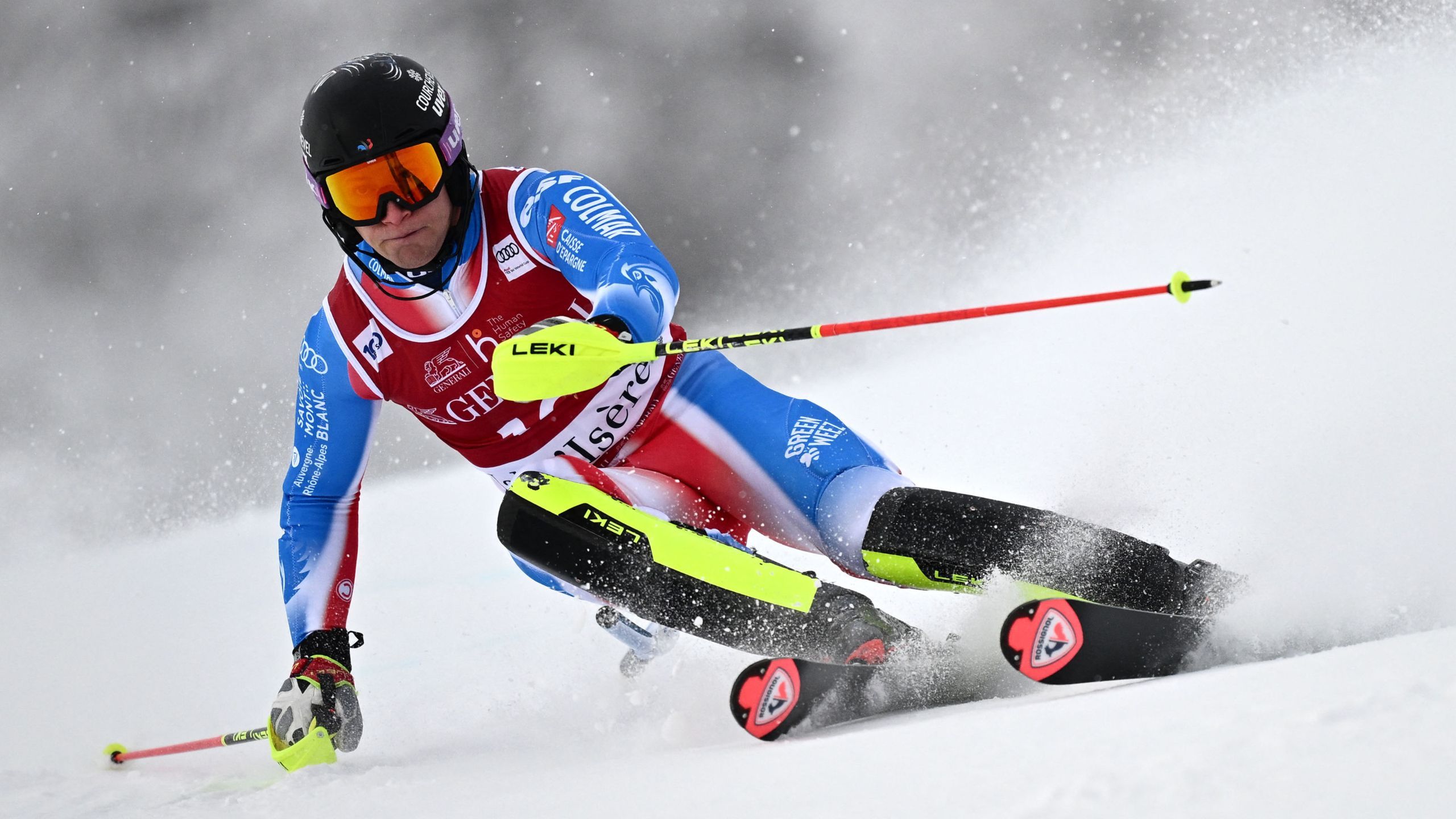 Val d'Isère | Steven Amiez domine la 1re manche du slalom - Eurosport