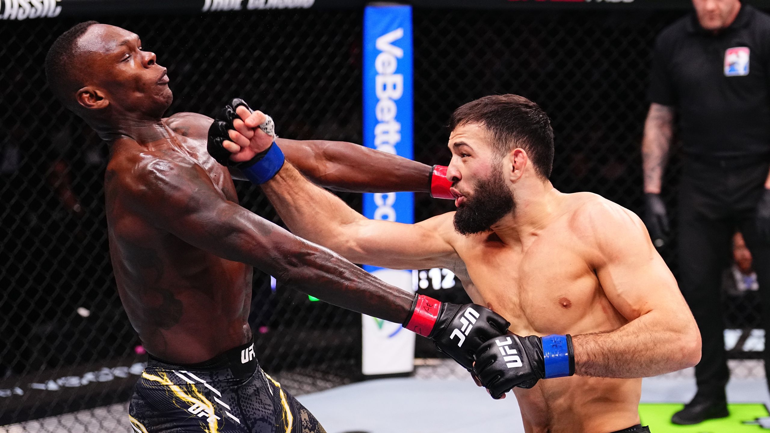 UFC Saudi Arabia: Israel Adesanya stunned by huge Nassourdine Imavov knockout in Riyadh, Michael Venom Page wins - Eurosport