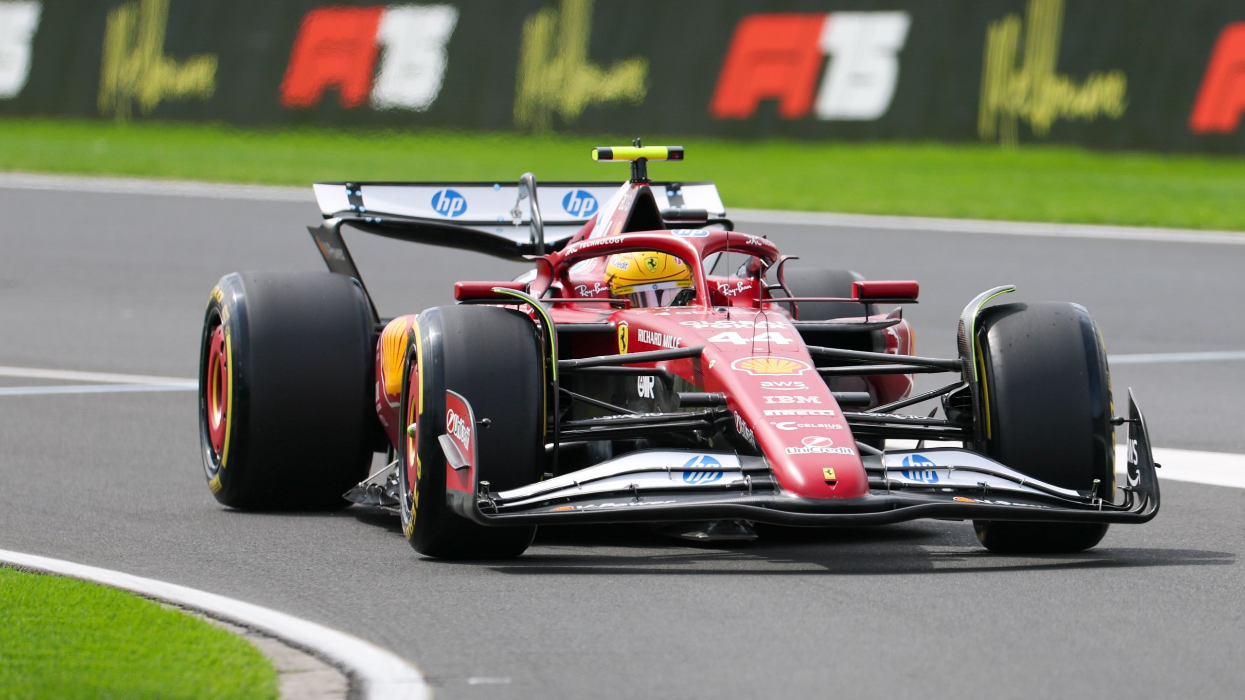Wo Wohnt Lewis Hamilton