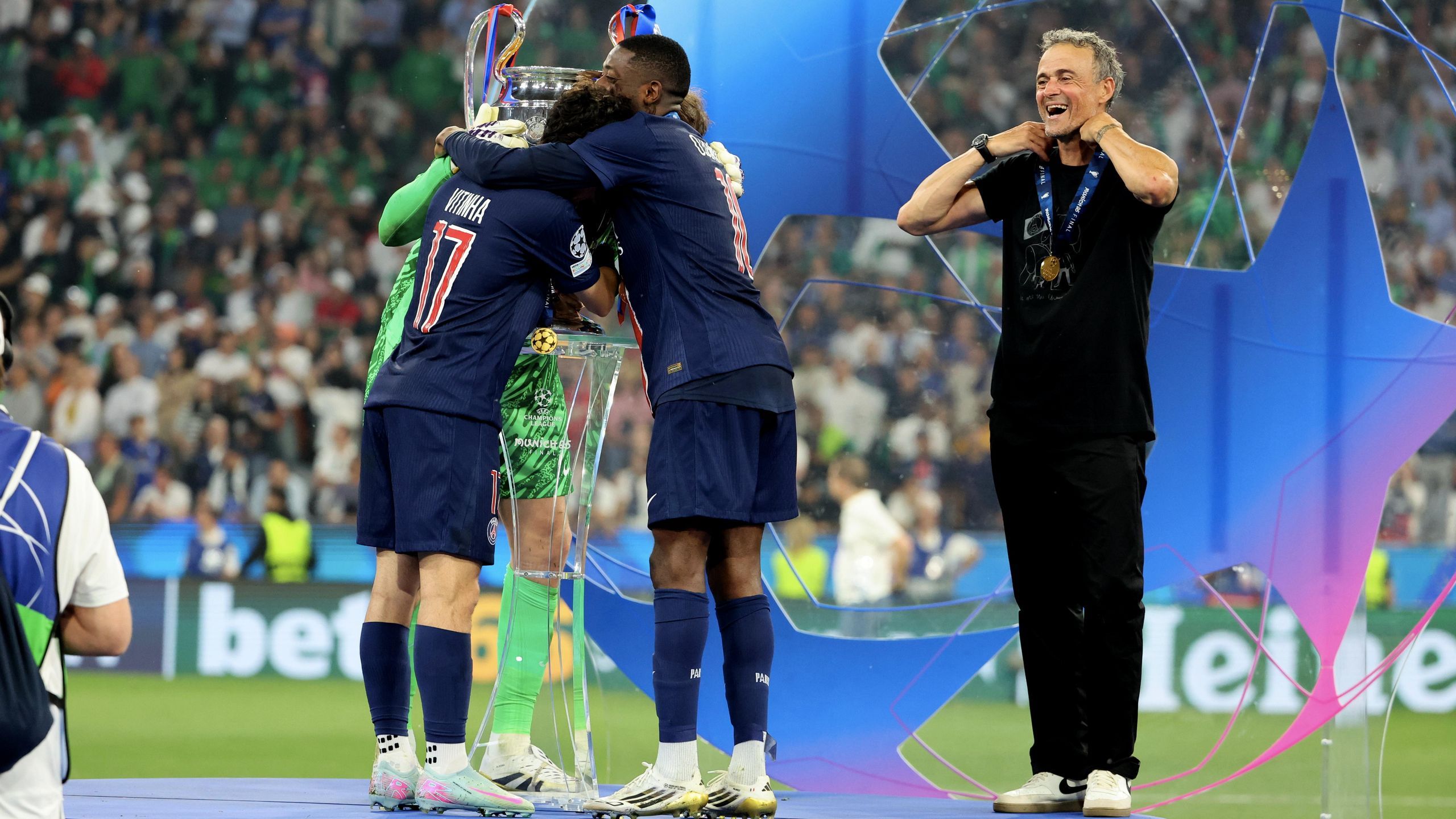 PSG-Coach Luis Enrique: 