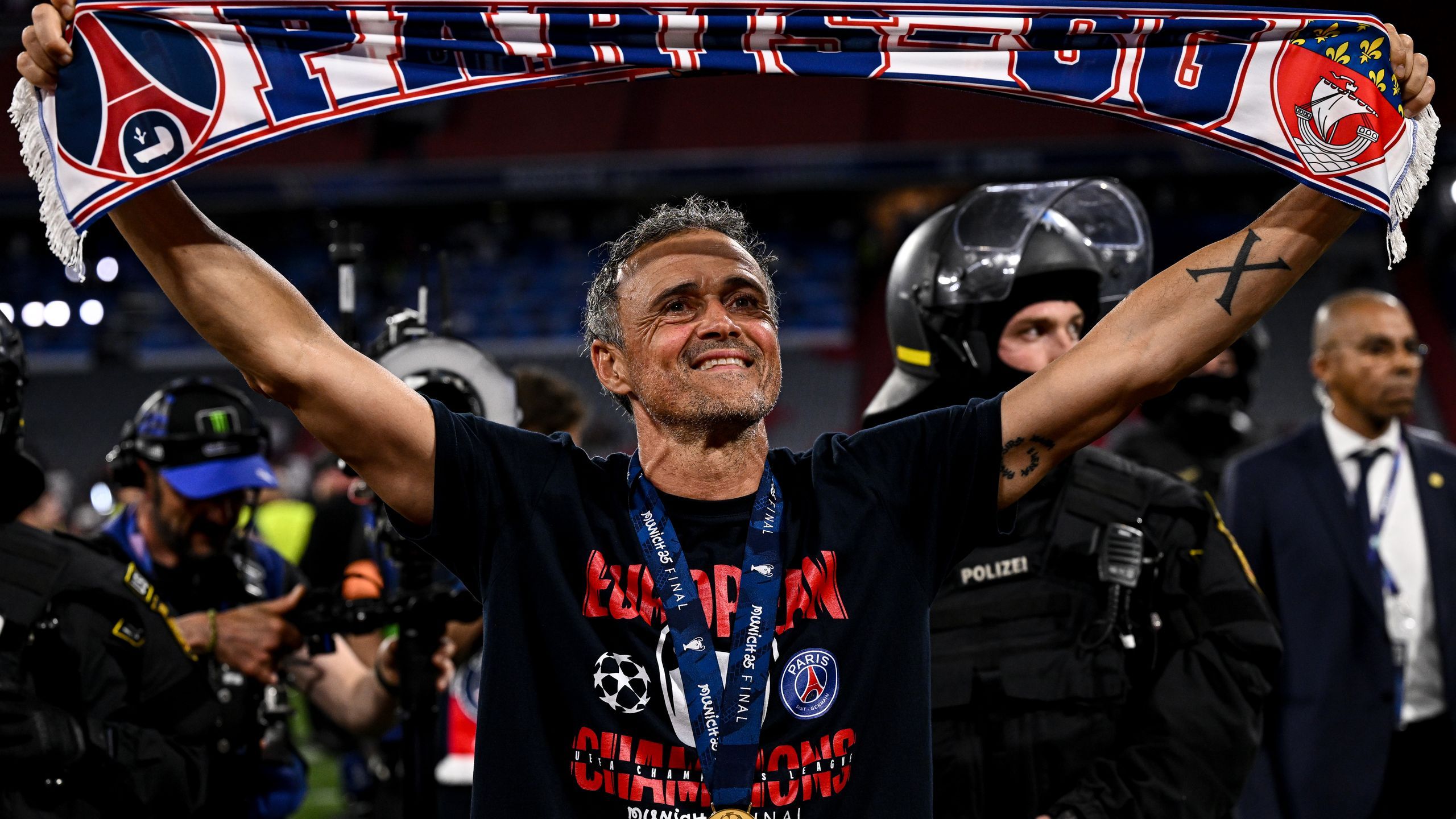 PSG-Trainer Luis Enrique nach Finalsieg in München gegen Inter Mailand ...