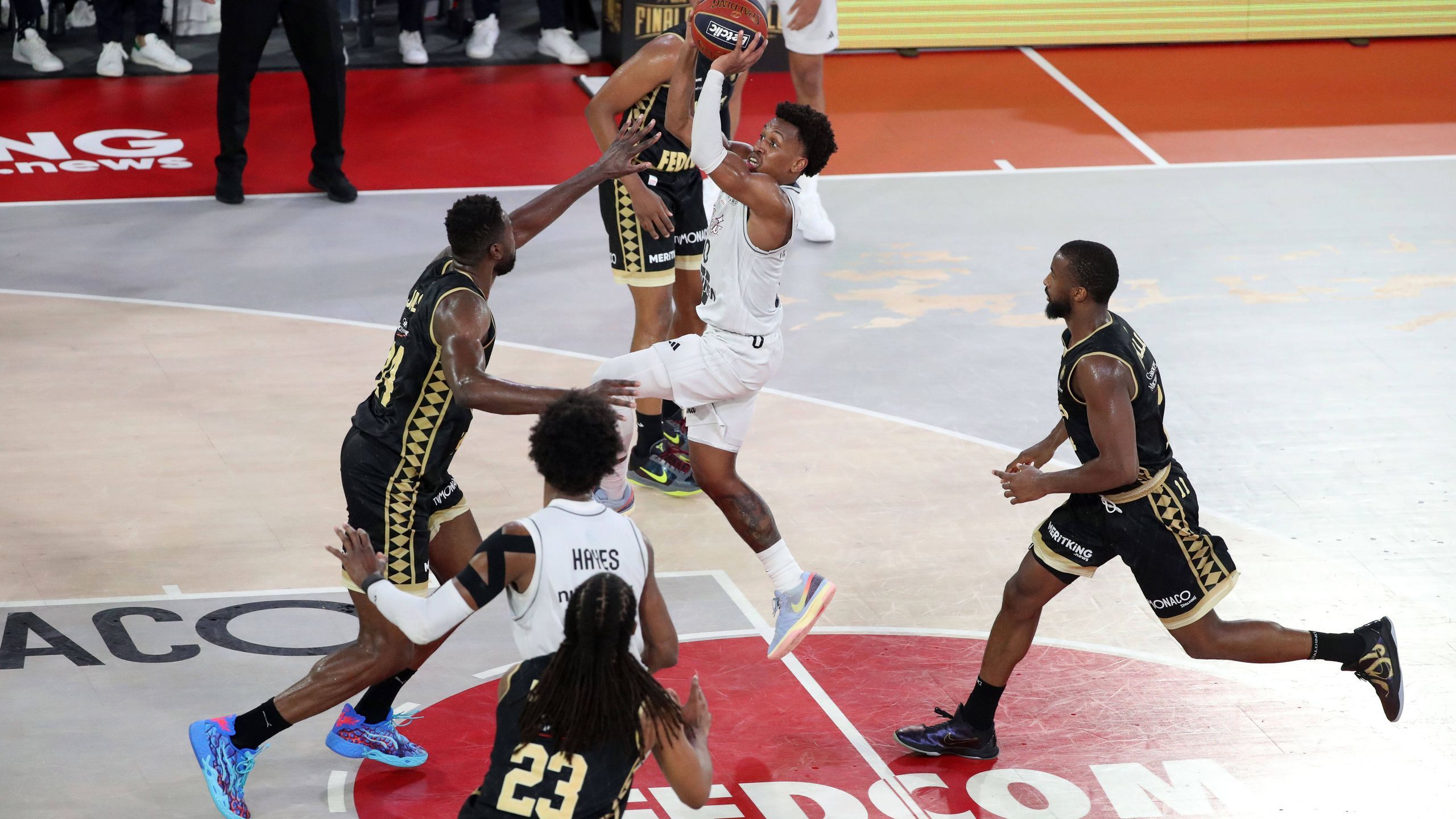 Finales Betclic Elite - L'AS Monaco remporte le match 3 à domicile et s ...