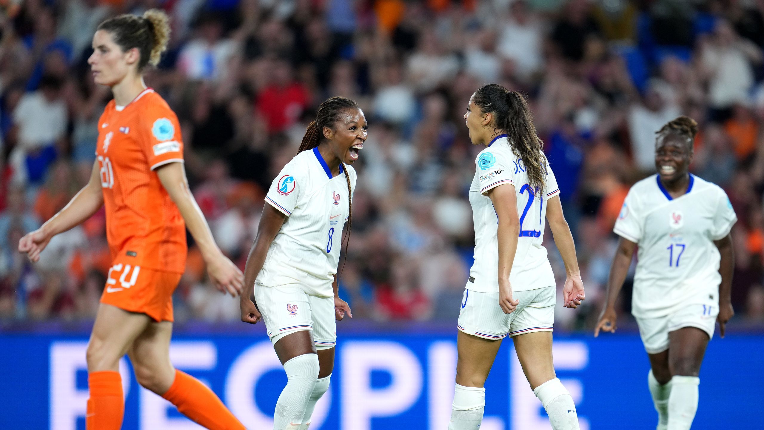 football-mondial-2027-les-bleues-avec-les-pays-bas-la-pologne-et-l