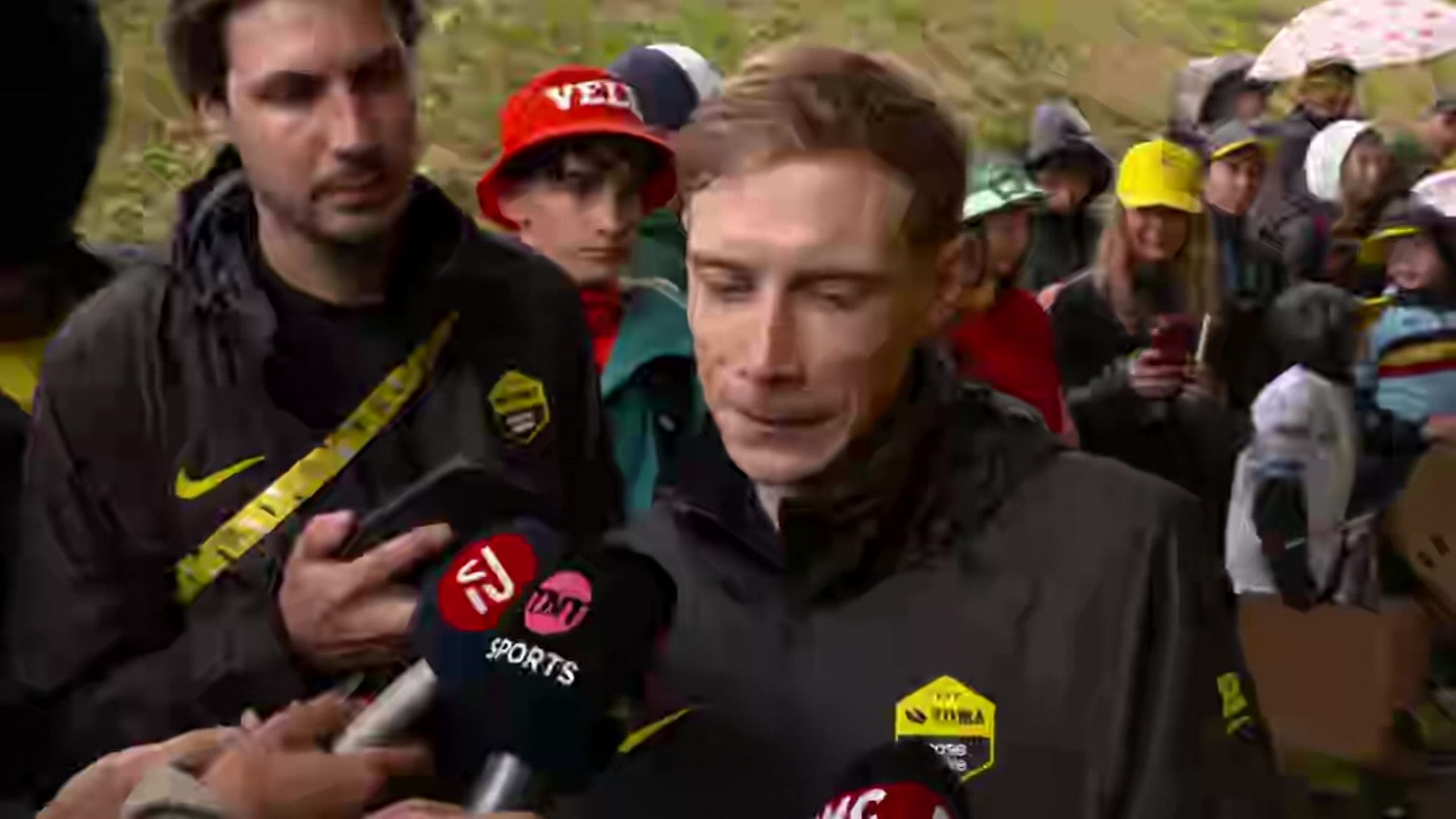 Jonas Vingegaard wilde rit winnen, maar stuit op weg naar La Plagne op ...