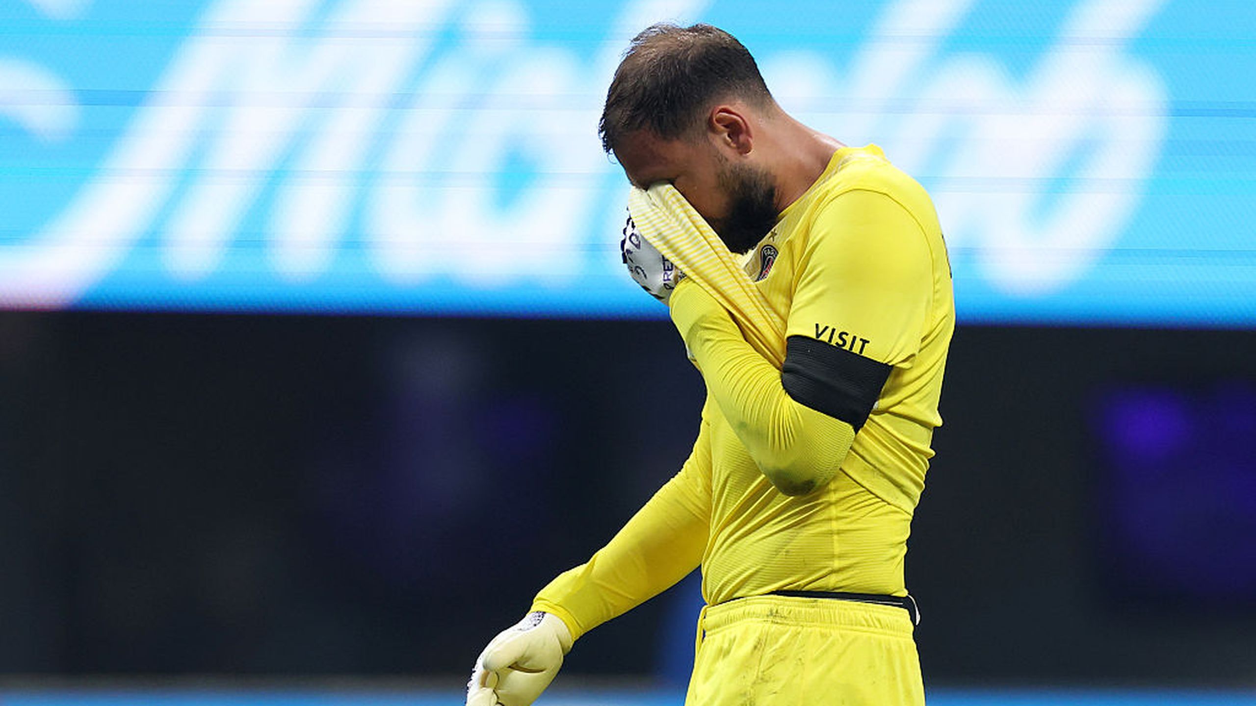 Mercato I Rupture Donnarumma-PSG I Enzo Raiola, agent du gardien, n ...