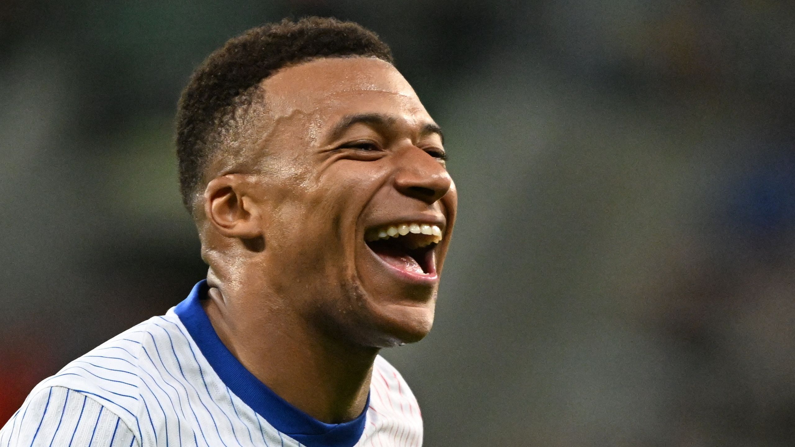 kylian-mbapp-spricht-ber-interesse-des-fc-bayern-m-nchen-in-jungen