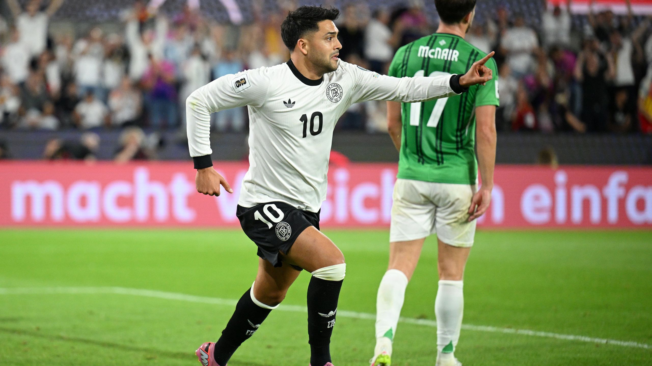 Patch Qualificazioni Euro 2016/2020 E Mondiali 2018: Il Tocco Autentico Per La Tua Maglia!
