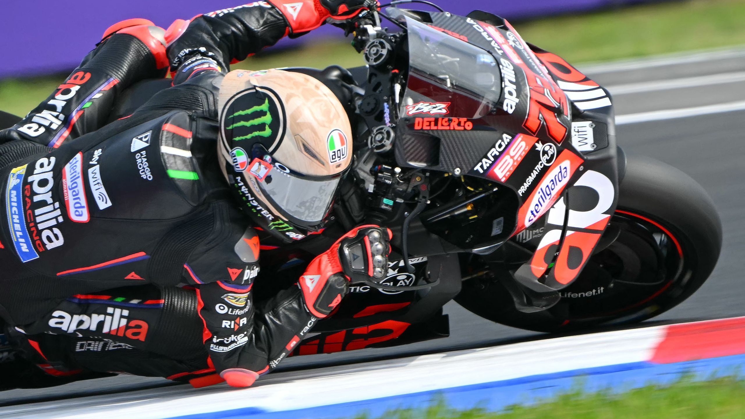 Márquez se va al suelo en la Sprint de Misano y Bezzecchi aprovecha el ...