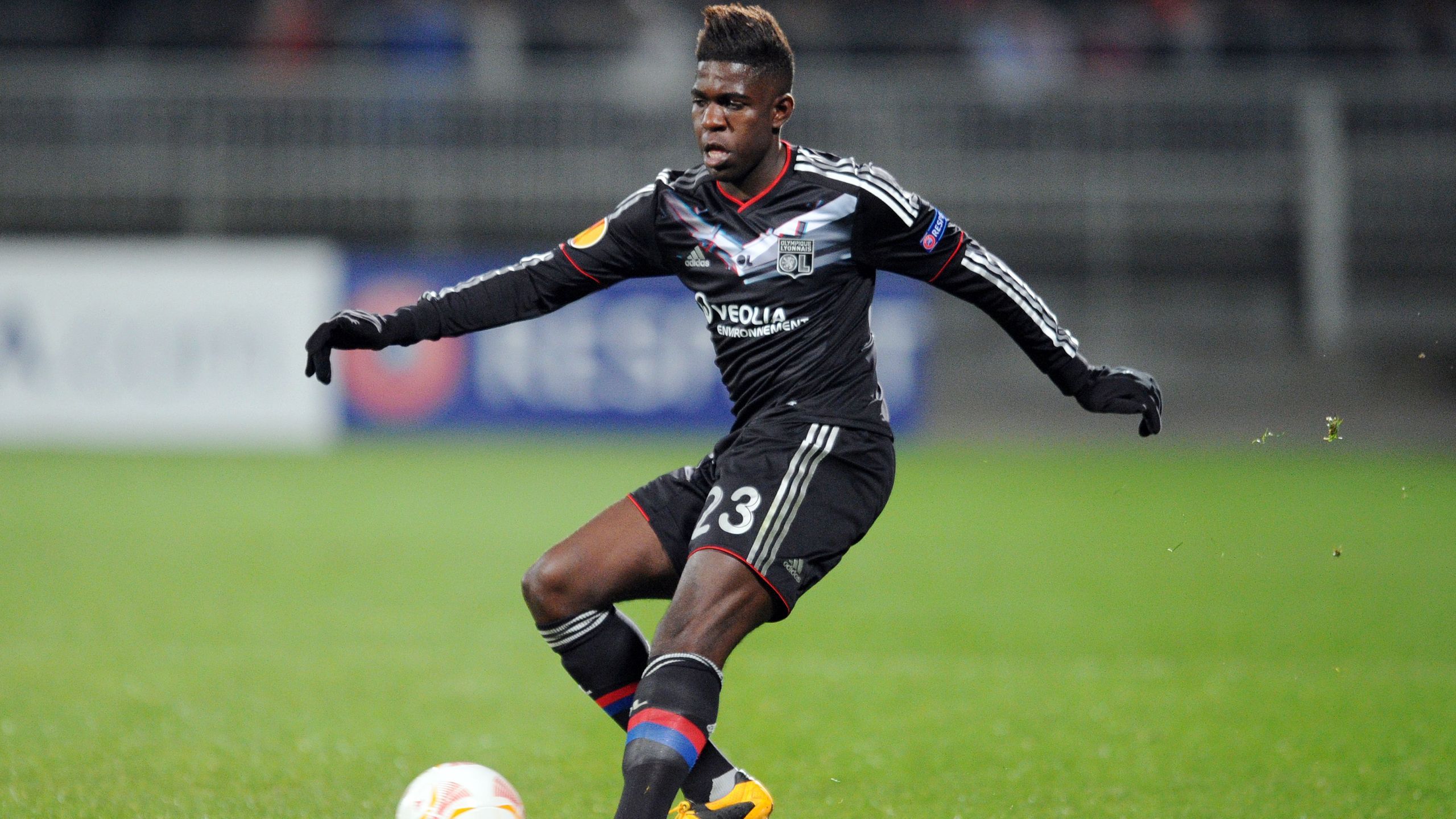 Retraite d'Umtiti - Interview de Stéphane Roche (ex-OL) pour Eurosport ...
