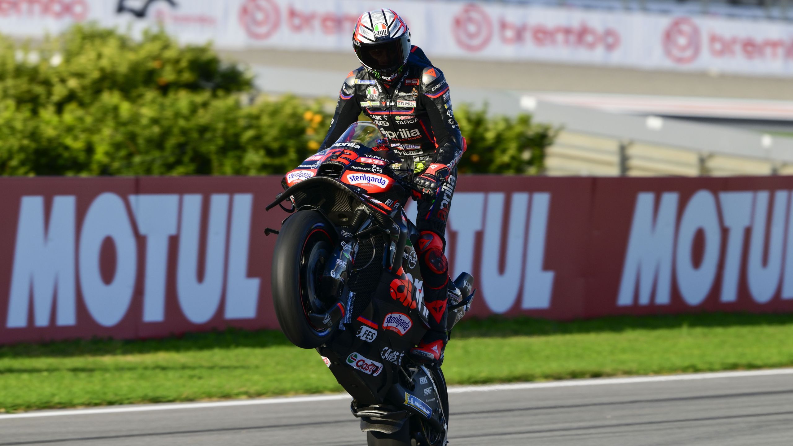 Marco Bezzecchi in pole con record della pista a Valencia davanti ad ...