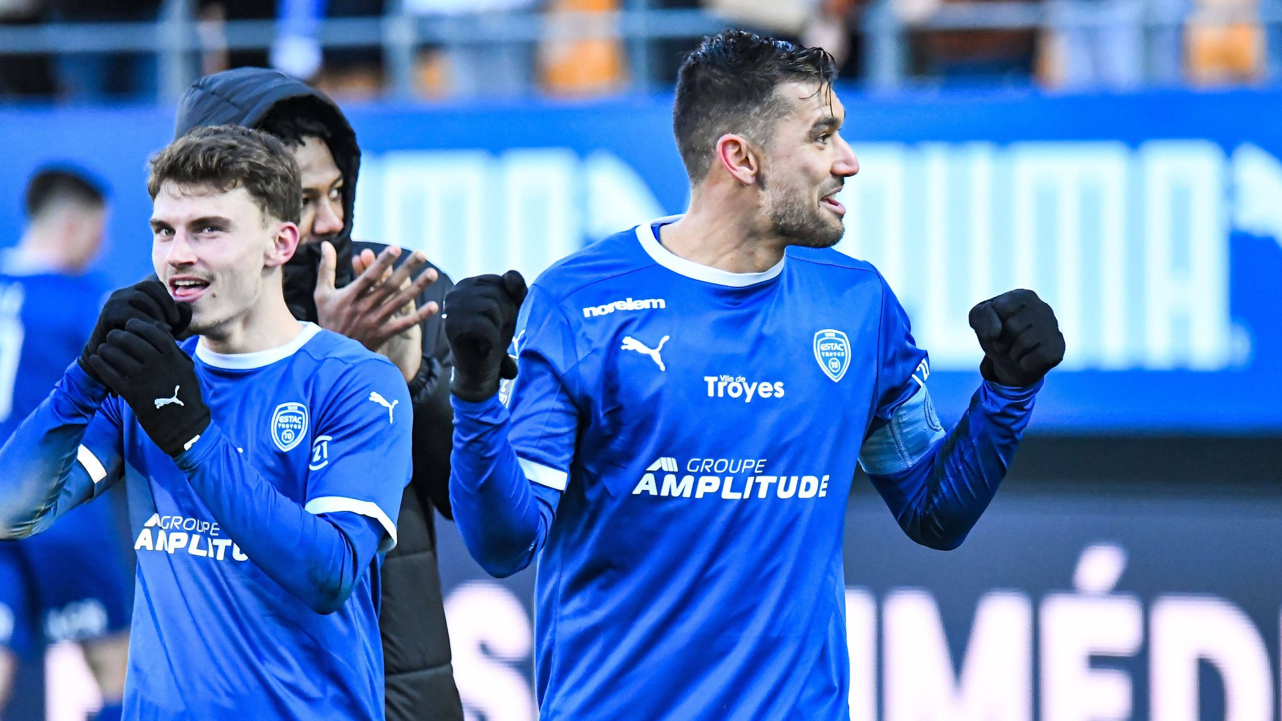 Ligue 2 - Vainqueur du Red Star, l'ESTAC s'envole en tête, Saint ...