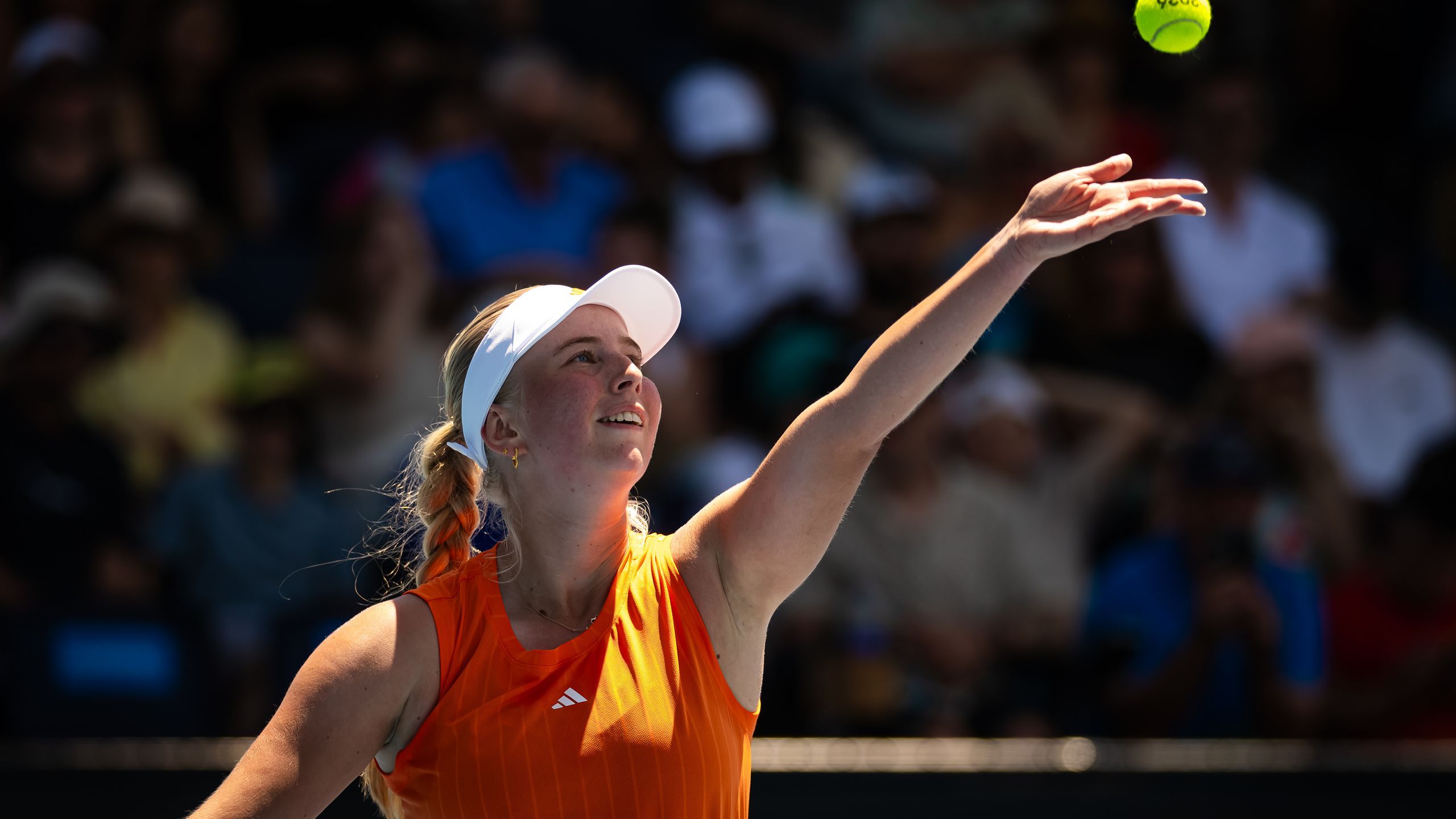 Canadisk stortalent Victoria Mboko venter Clara Tauson i tredje runde af Australian Open