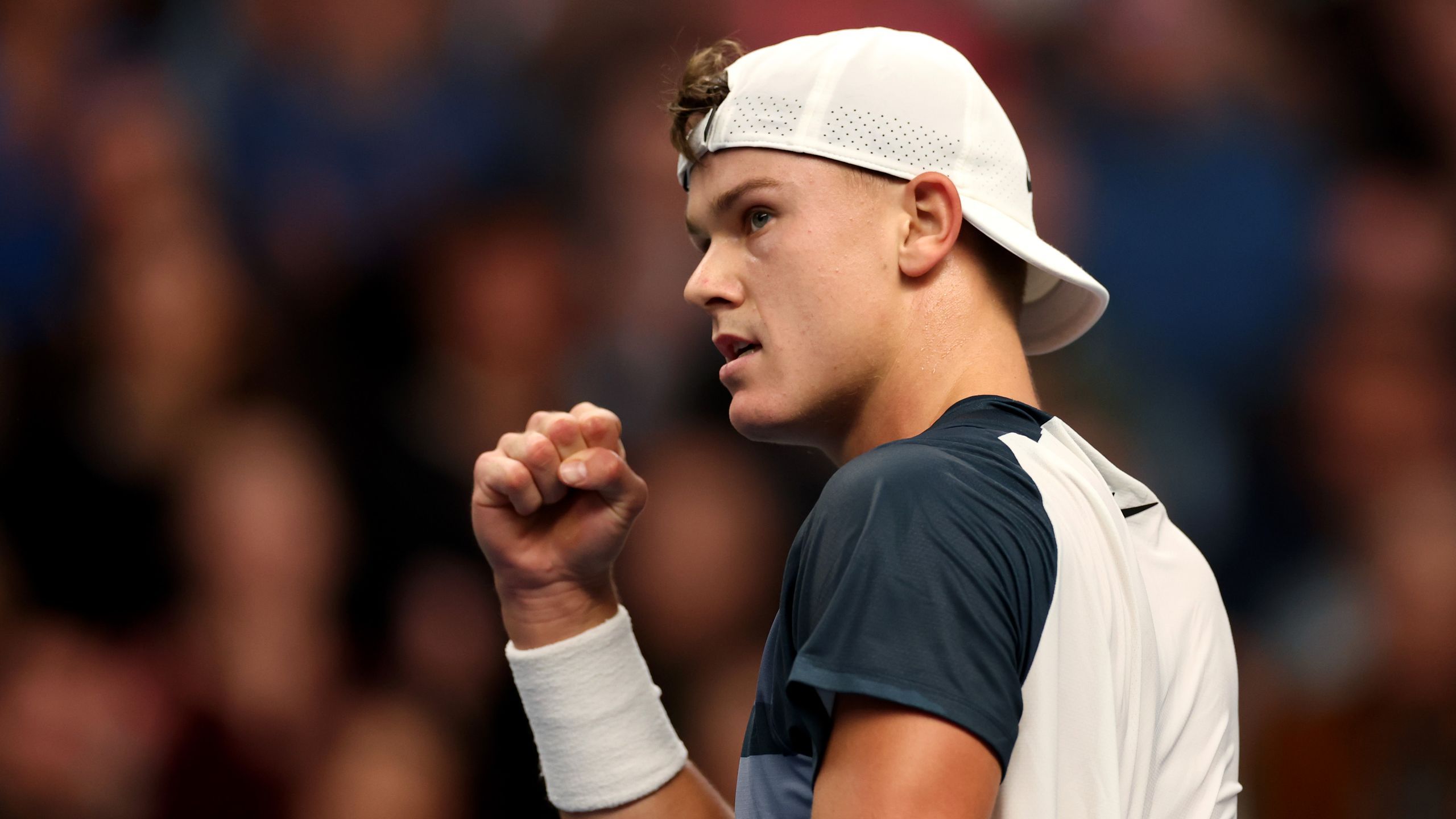 Ekspert er optimistisk: Holger Rune kan være tilbage til Roland Garros