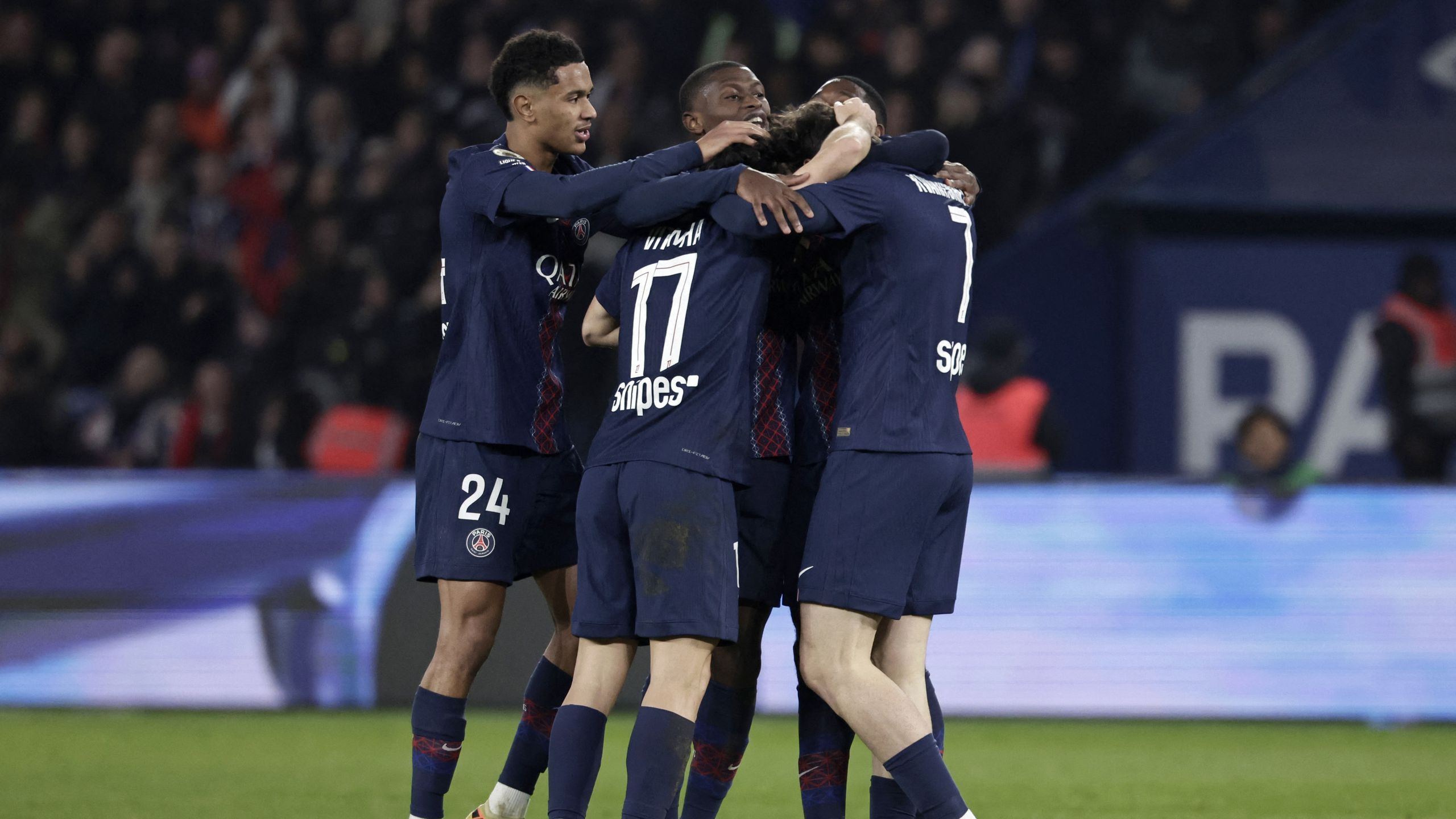Ligue 1 - 21e journée - Une correction historique : Paris gifle l'OM ...