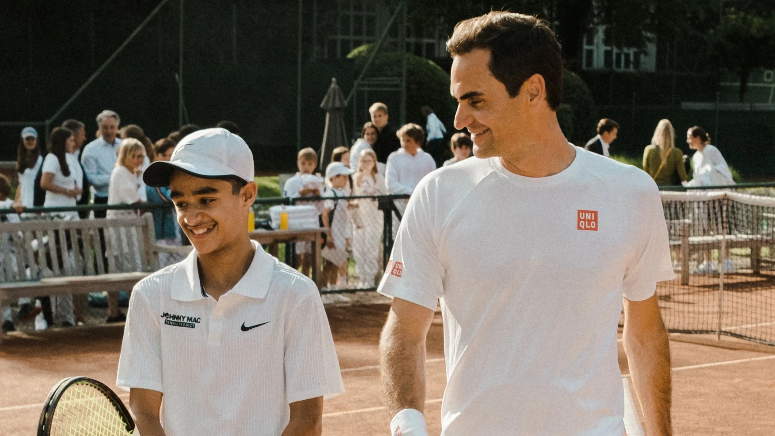 El fan más viral de Federer cumplirá otro sueño tras jugar con él ...