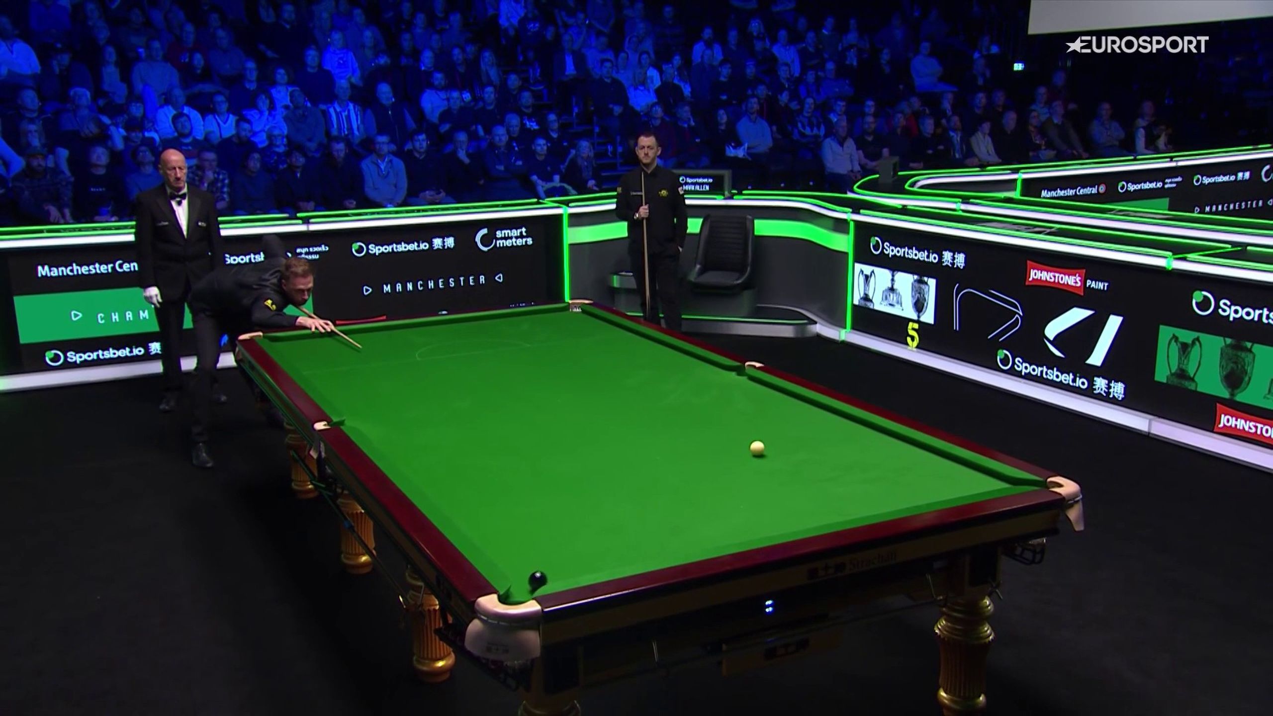 Heerlijk spannende strijd tussen Judd Trump en Mark Allen na respotted ...