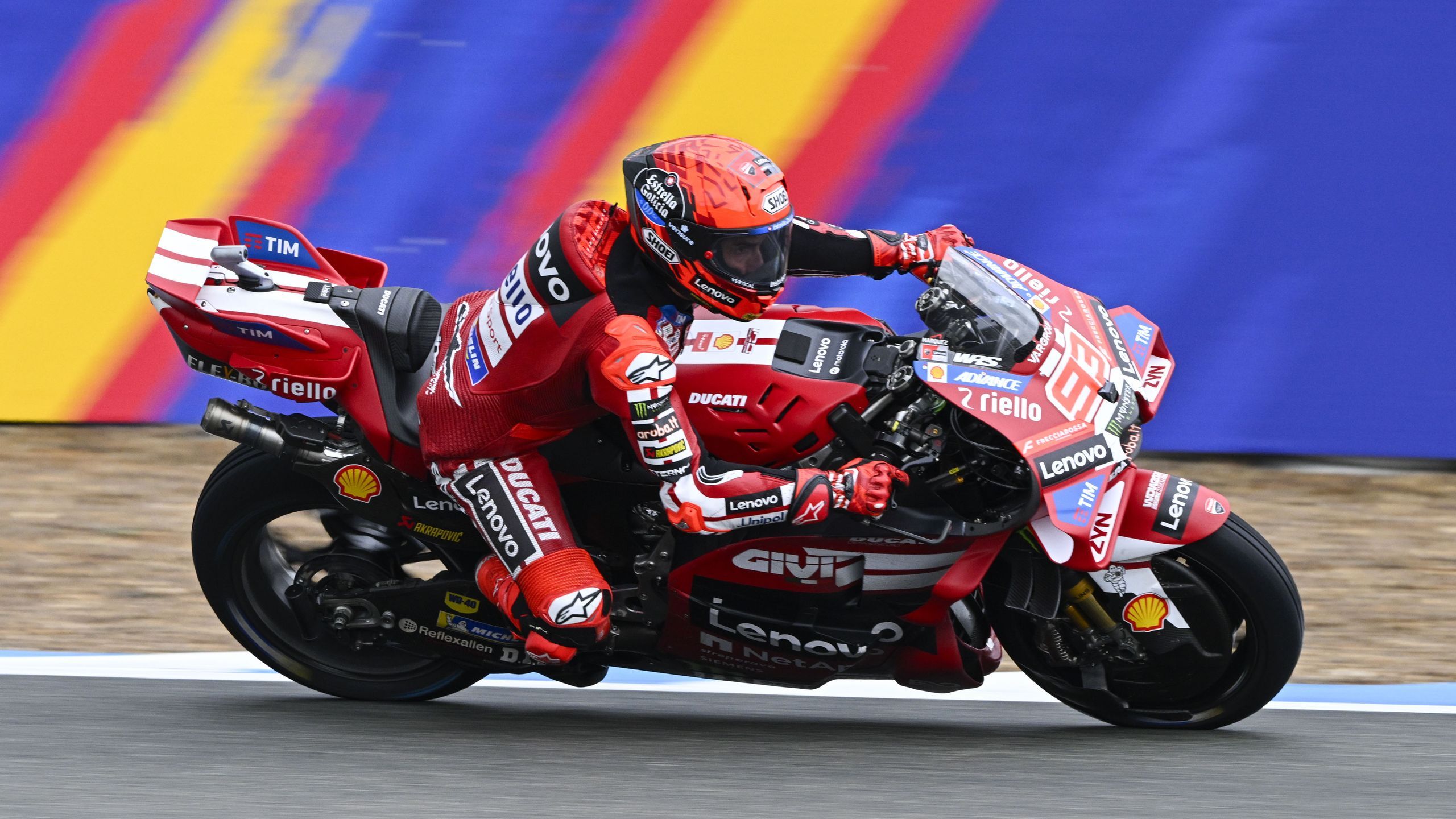 Marc Marquez in pole dopo 245 giorni davanti a Zarco, Di Giannantonio ...