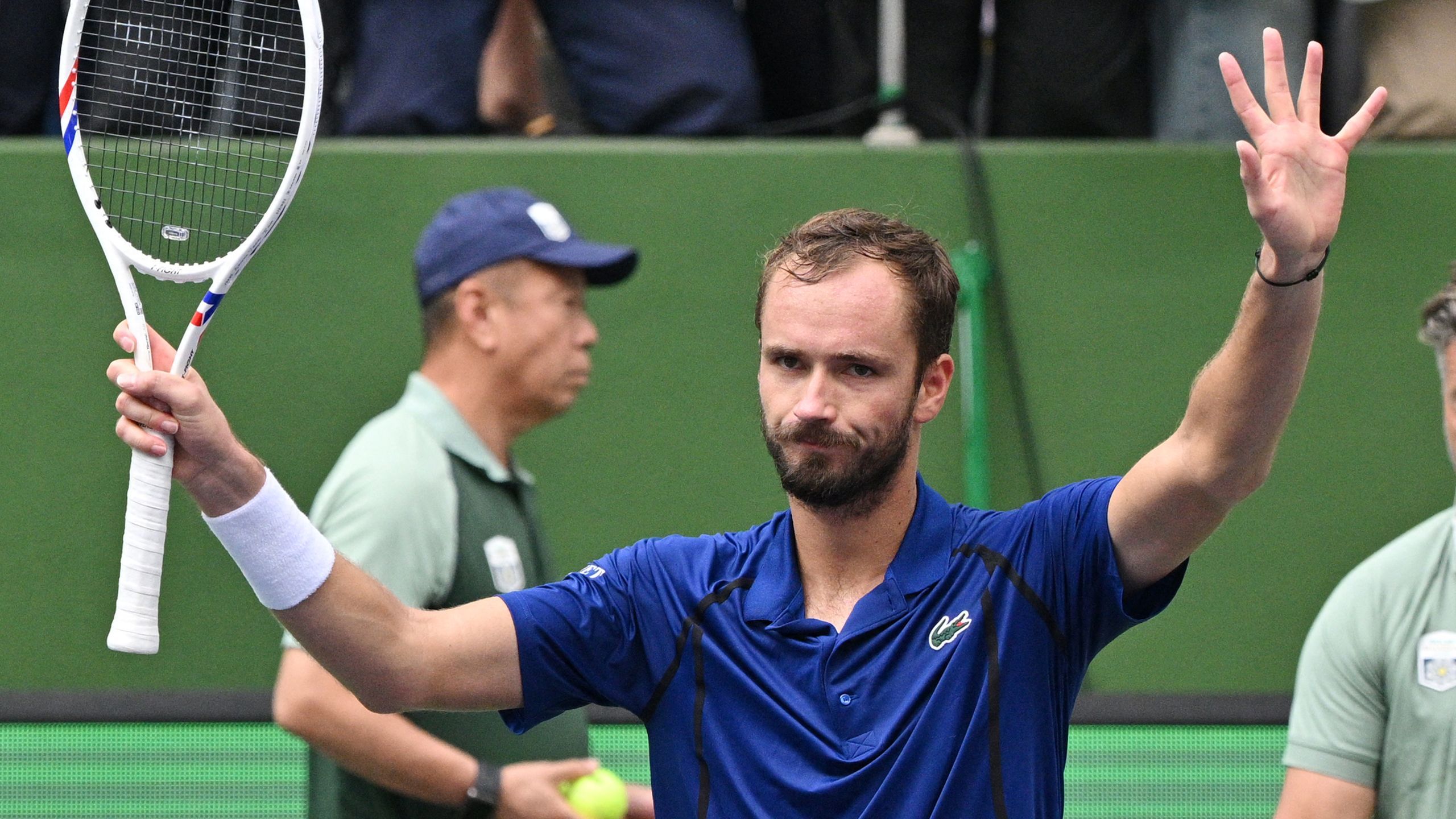 Daniil Medvedev riparte di slancio dopo la squalifica a Pechino ...
