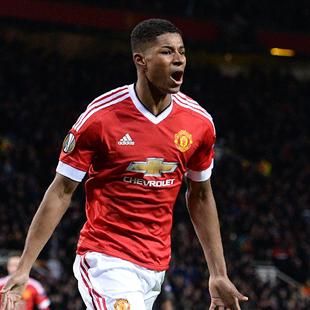 Marcus Rashford starts for Manchester United, Danny Welbeck leads