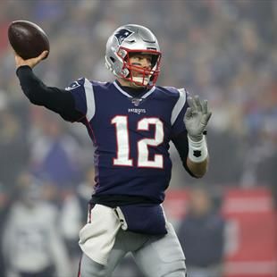 NFL news - Tom Brady officially signs with Tampa Bay Buccaneers - Eurosport