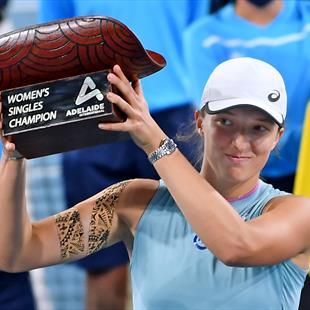 Tennis news Iga Swiatek claims her second career title by winning WTA 500 tournament in Adelaide Eurosport