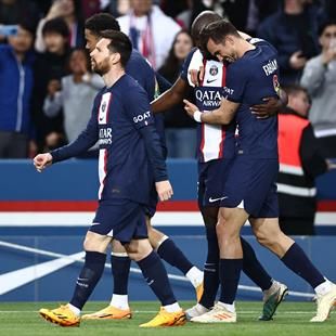 Lionel Messi booed, Achraf Hakimi sees red as Paris Saint-Germain 
