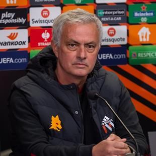 Jose Mourinho SLAMS rival coach Maurizio Sarri for claims that