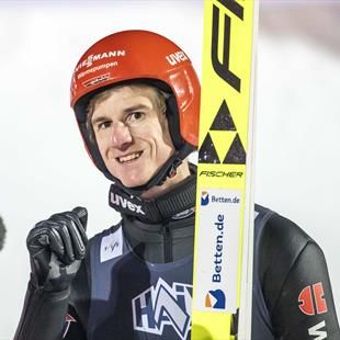 Klingenthal: Karl Geiger triumphiert beim Heimspiel - Andreas Wellinger ...