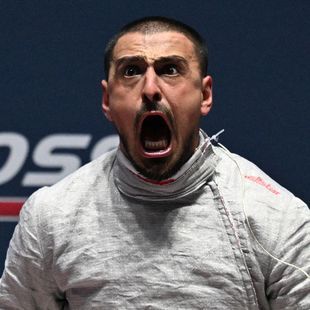 Paris 2024 | Georgische schermer Bazadze gaat na nederlaag helemaal los op de loper