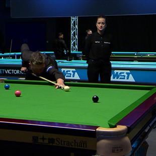 English Open: Kyren Wilson profitiert von Fluke in Partie gegen Anthony