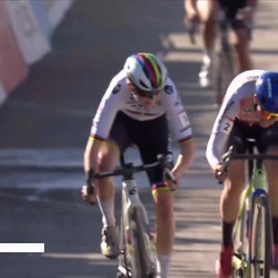 Fem van Empel verschalkt Lucinda Brand in sprint na spannende cross in zonnig Benidorm