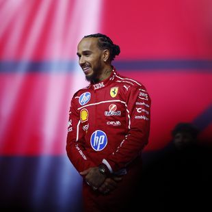 Formule 1 | Essais de pré-saison : Comment Lewis Hamilton s'adapte à ...