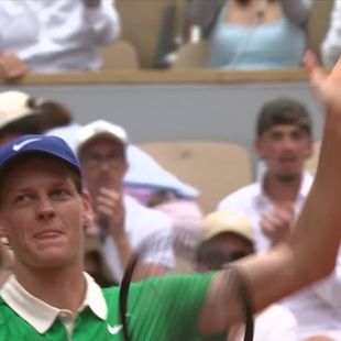 Jannik Sinner plaatst zich wel heel gemakkelijk voor vierde ronde Roland Garros – Lehecka kansloos