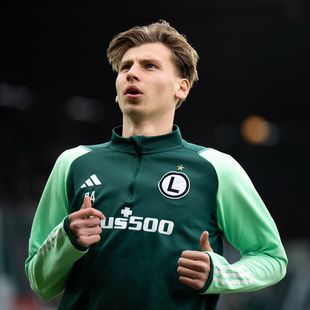 Jan Ziółkowski osiągnął porozumienie z AS Roma. Klub zaoferował Legii ...