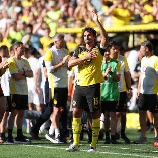 BVB defeat against Juve - | Hummels receives emotional farewell ...