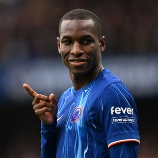 FC Bayern München: Nicolas Jackson wechselt wohl doch an die Säbener ...