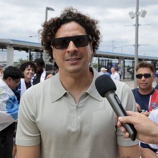 "Un caffè e torno": Guillermo Ochoa scappa di nascosto e fa saltare l