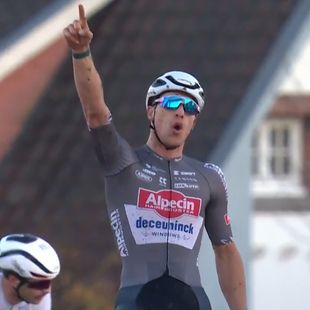 Niels Vandeputte tager sejren foran Cameron Mason i tæt duel - Se det ...