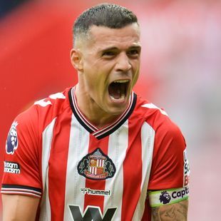 Premier League: AFC Sunderland breaks worldwide transfer world record - | ...