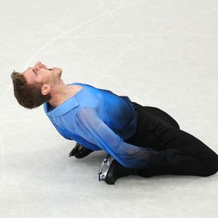 Olympia 2026 - Eiskunstlauf: Matteo Rizzo bricht nach Kür im Team_Event ...