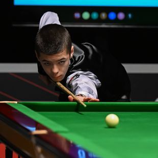 Rewelacyjny nastolatek z Polski walczy o mistrzostwa świata (NA ŻYWO)