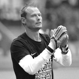 Tödlicher Unfall: Österreichs Ex-Nationaltorwart Alexander Manninger ...
