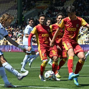 Vincono Venezia (a un passo dalla A), Frosinone e Catanzaro. Pescara: Lorenzo Insigne ancora in gol