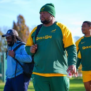 Rugby : Le pilier des Springboks Ntlabakanye suspendu 18 mois pour ...