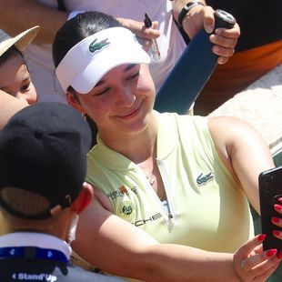 French Open 2026 - Eva Lys über ihre Freundschaften mit Spielerinnen auf ...